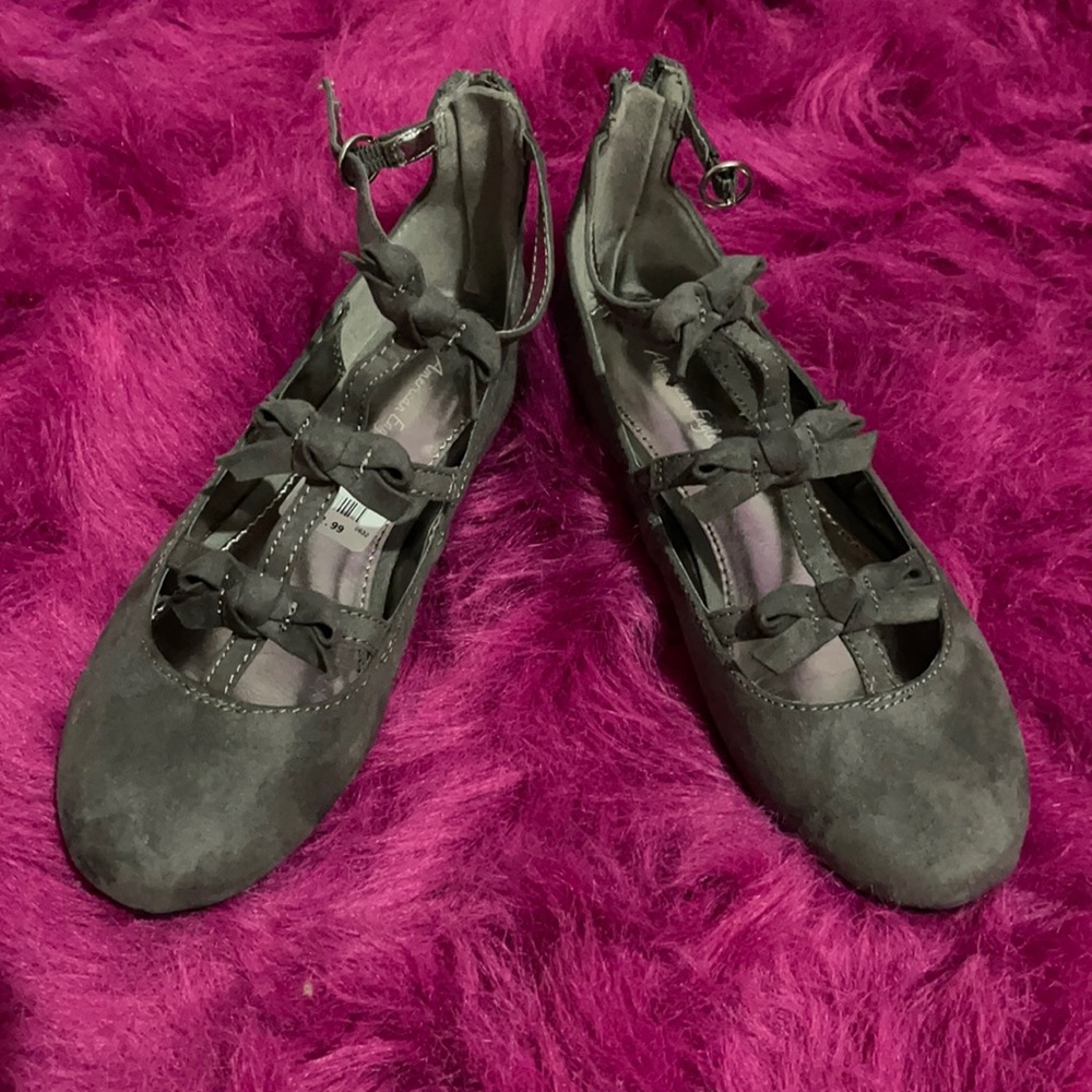 SANDALS FOR KIDS